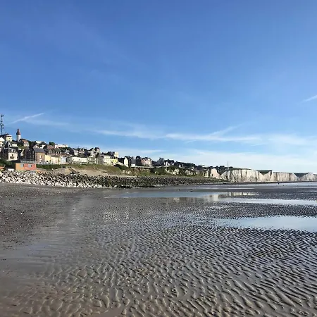 Semesterbostad Des Falaises *
